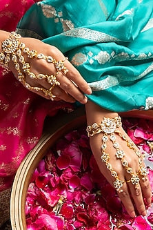 Gold Finish Kundan Polki Hathphool