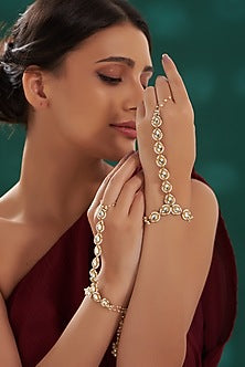 Gold Finish Kundan Polki Haathphool