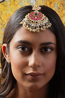 Gold Finish Kundan Polki & Pearl Maangtikka In Sterling Silver