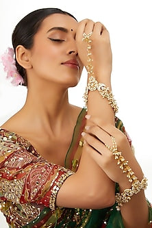 Gold Finish Kundan Polki Hathphools (Set of 2)