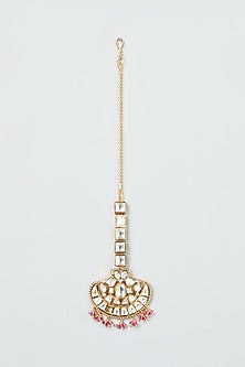 Gold Finish Maang Tikka With Kundan