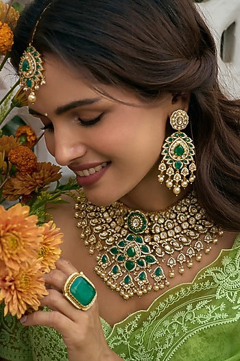 Antique Gold Finish Green Zircon Necklace Set