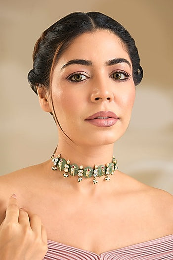 Gold Finish Emerald Stone Choker Necklace