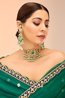 Gold Finish Kundan Polki & Green Onyx Choker Necklace Set