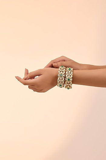 Gold Finish Kundan Polki Bangle