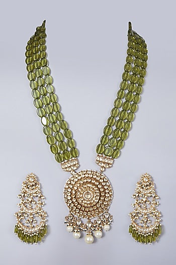 Gold Finish Kundan Polki Pendant Necklace Set