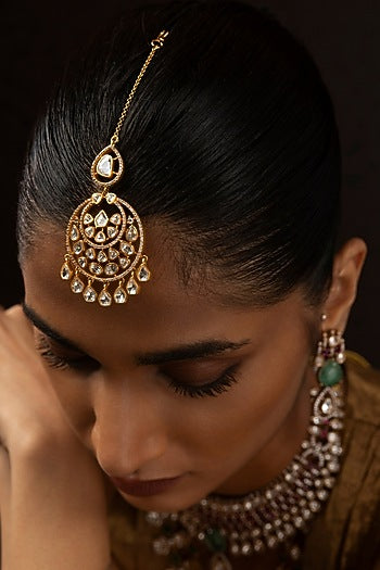 Gold Finish Moissanite Maangtikka In Sterling Silver