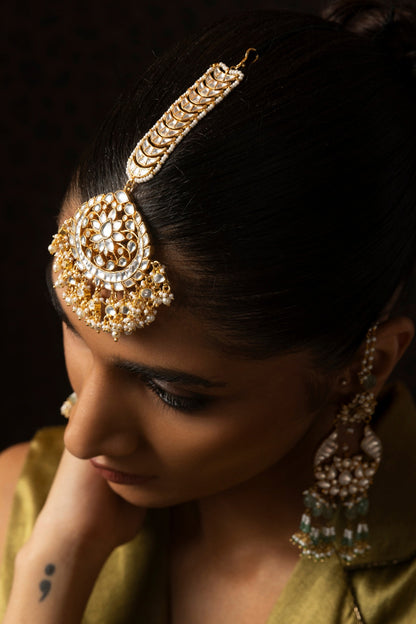 Gold Finish Kundan Polki & Pearl Maangtikka