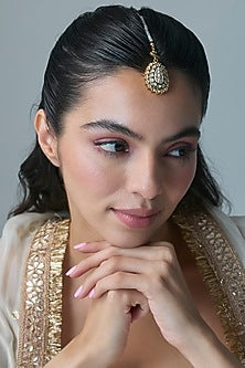 Gold Finish Kundan Polki Maangtikka In Sterling Silver
