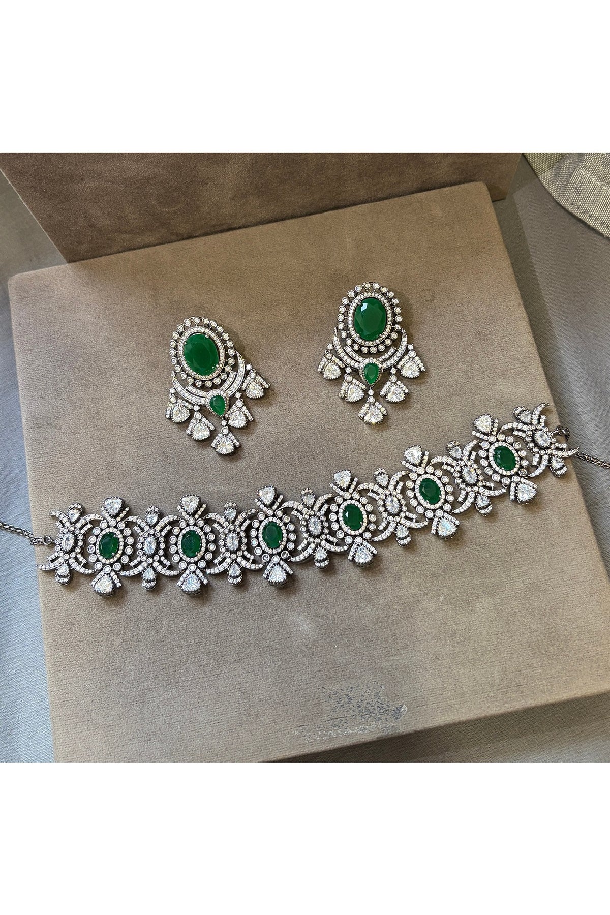 Black Rhodium Finish Zircon & Emerald Choker Necklace Set