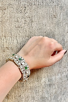 Antique Gold Finish Kundan Polki & Zircon Bangle