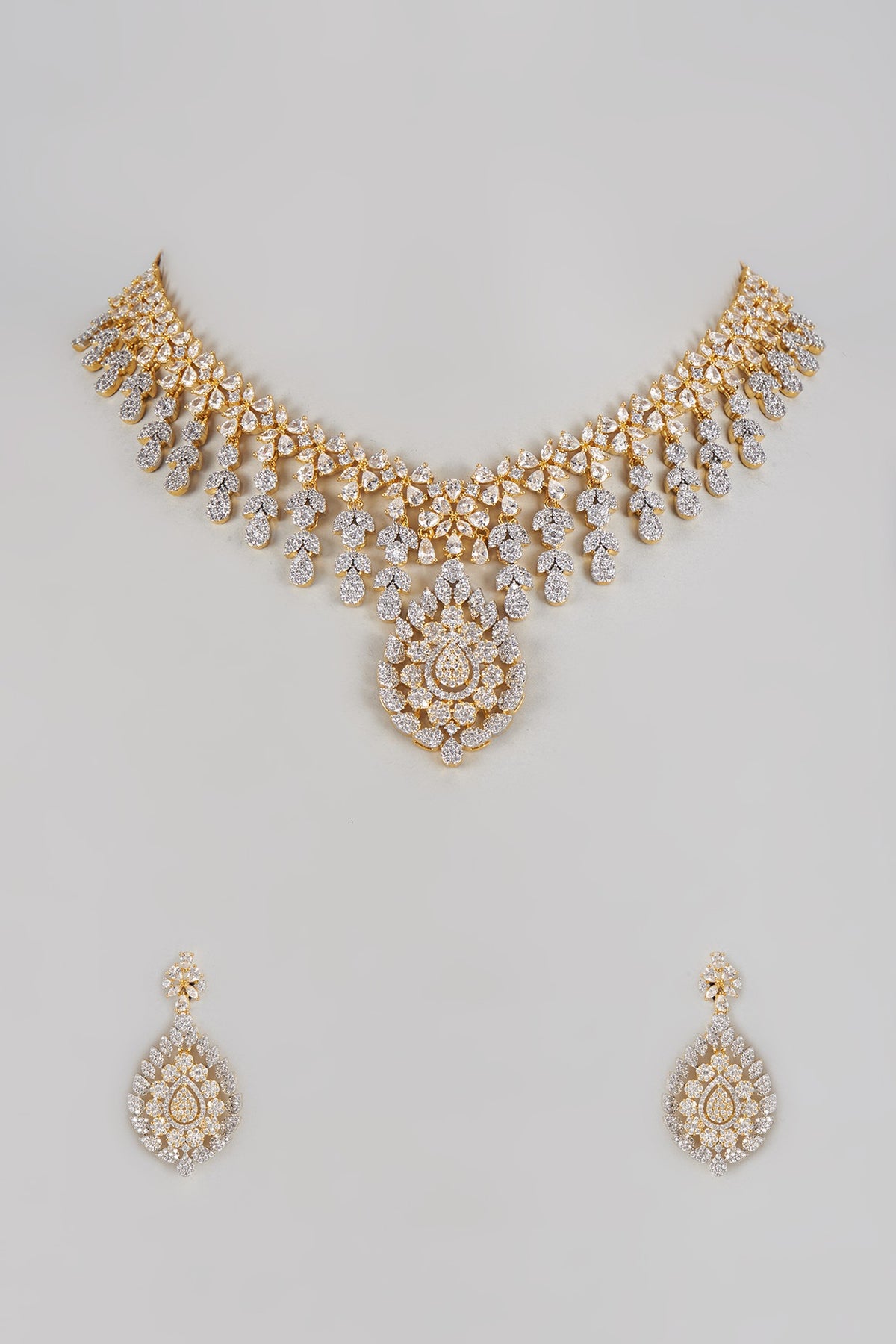 Gold Finish Zircon Necklace Set