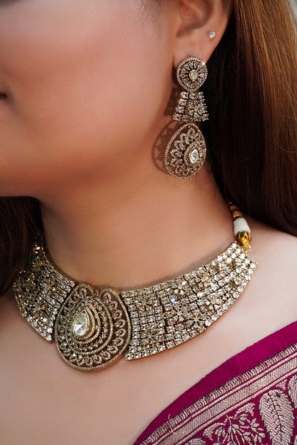Antique Gold Finish Zircon Choker Necklace Set