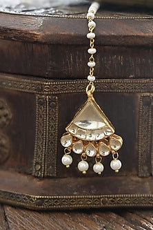 Gold Finish Kundan & Shell Pearl Maang Tikka
