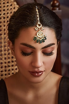 Gold Finish Green Jade Stone & Kundan Maang Tikka
