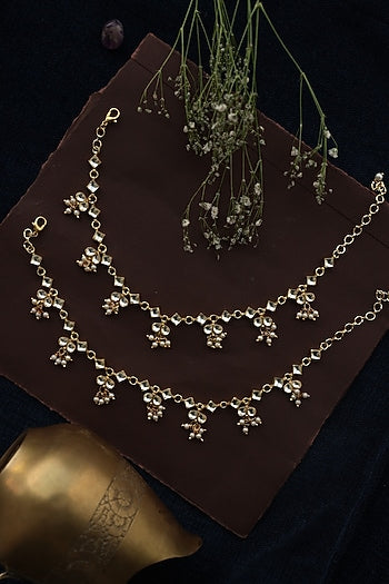 Gold Finish Kundan & Shell Pearl Anklets