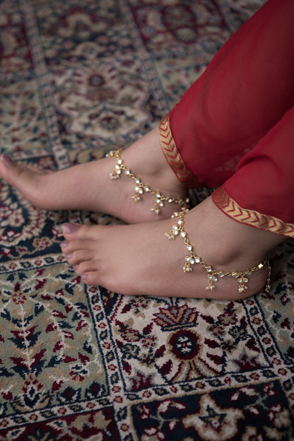 Gold Finish Kundan & Shell Pearl Anklets