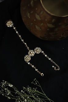 Gold Finish Kundan & Shell Pearl Hathphool