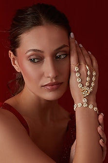 Gold Finish Kundan & Shell Pearl Hathphool