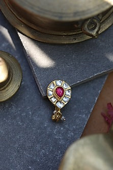 Gold Finish Kundan & Shell Pearl Nosepin