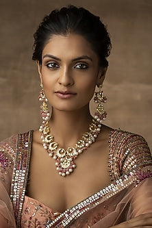 Gold Finish Shell Pearl & Kundan Choker Necklace Set