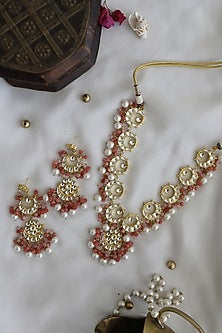 Gold Finish Shell Pearl & Kundan Choker Necklace Set