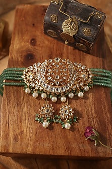 Gold Finish Kundan Polki & Green Onyx Choker Necklace Set