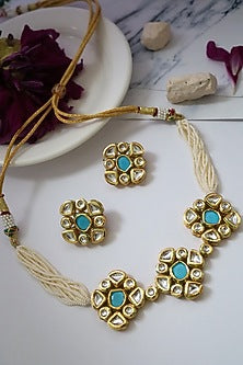 Gold Finish Choker Necklace Set With Kundan & Stones