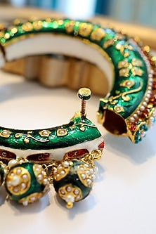 Gold Finish Hand Painted Meenakari Bangle