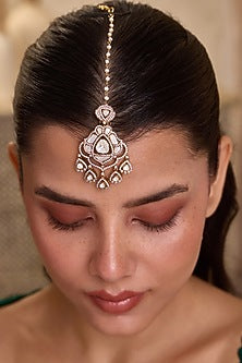 Gold Finish Kundan Polki & Mother-Of Pearl Maangtikka