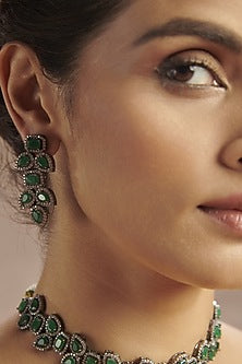 Rhodium Finish Green Natural Stone Choker Necklace Set In Sterling Silver