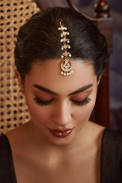 Kundan Pearl Maangtikka 
