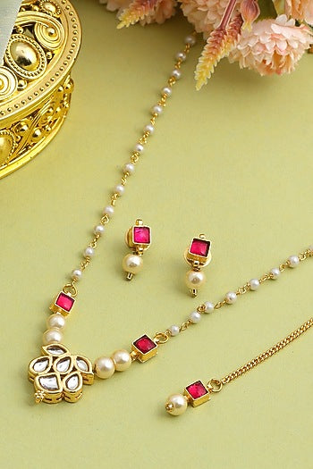 Gold Finish Green Kundan Necklace Set For Girls