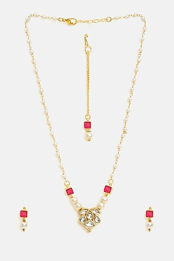 Gold Finish Green Kundan Necklace Set For Girls