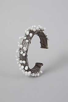 Silver Finish Pearl Hand Cuff