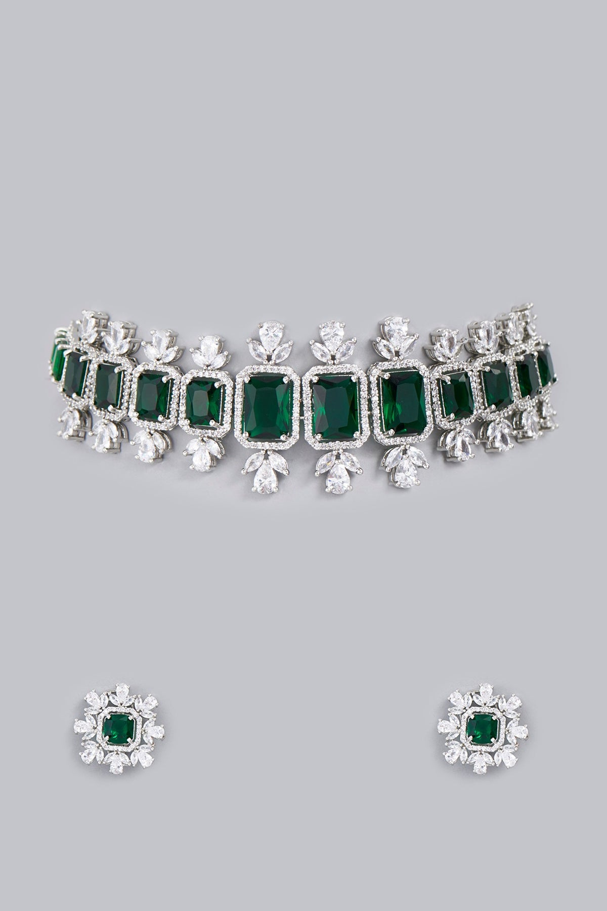White Finish Green Zircons Necklace Set