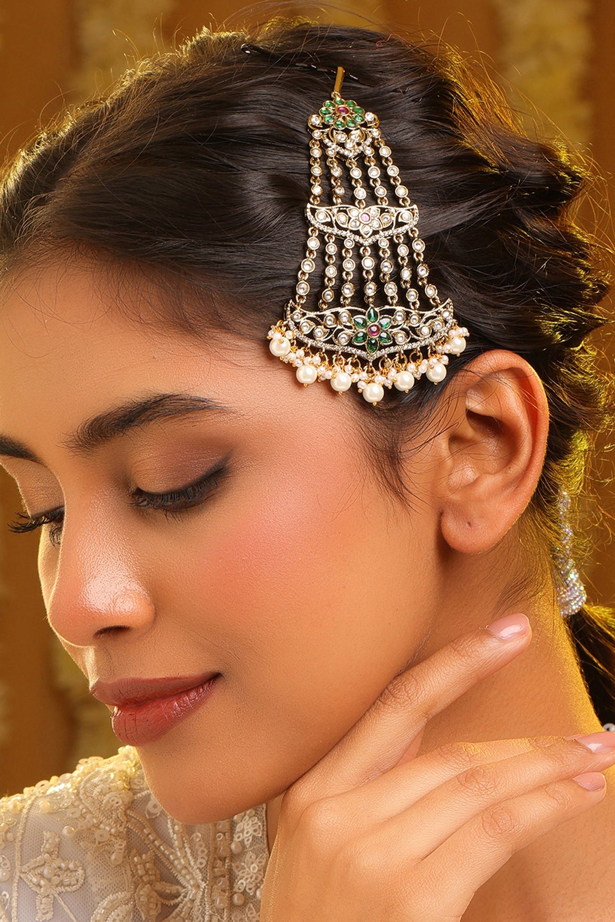 Gold Finish Kundan Polki & Emerald Stone Pasa