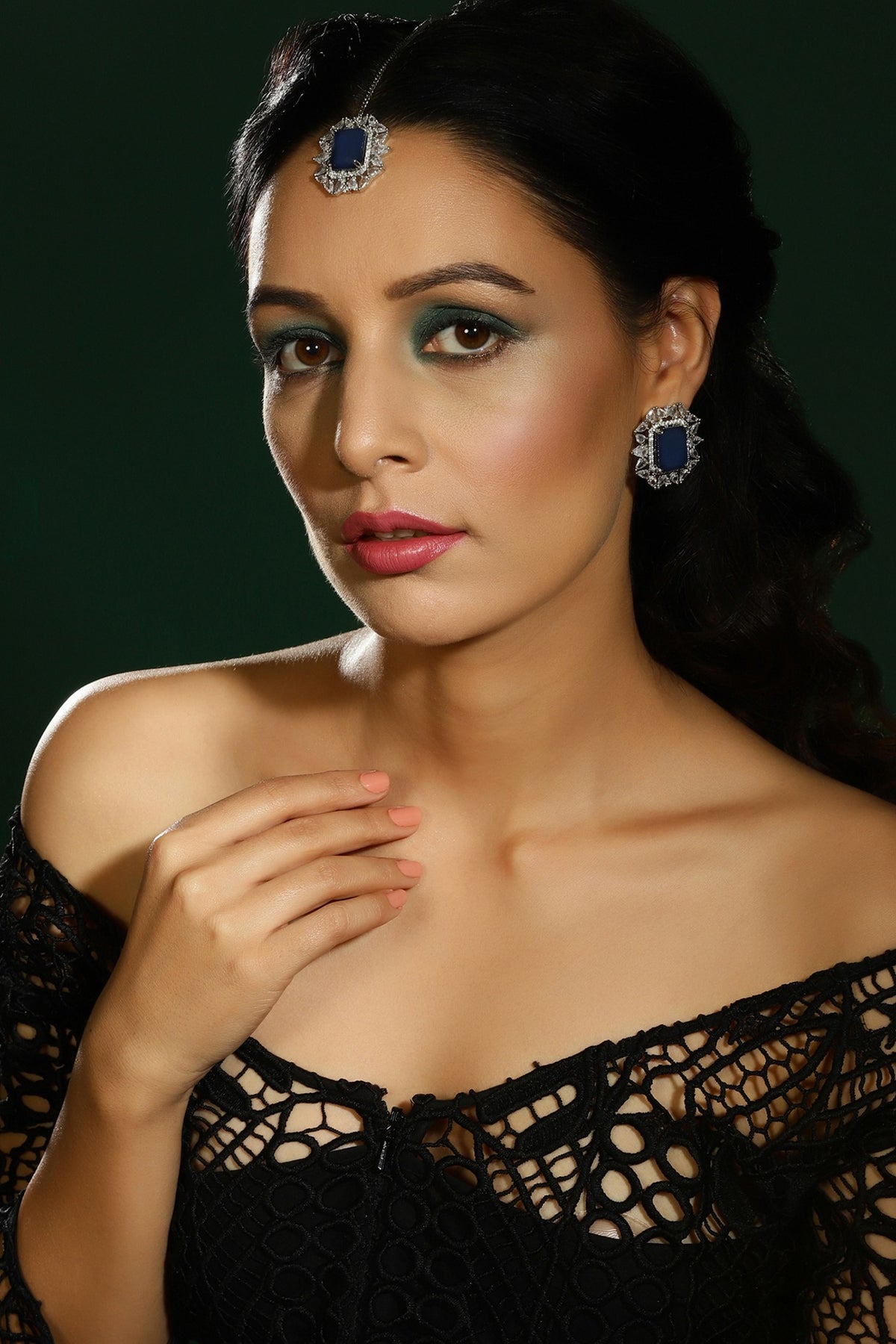 White Finish Zircon Stud Earrings With Maangtikka