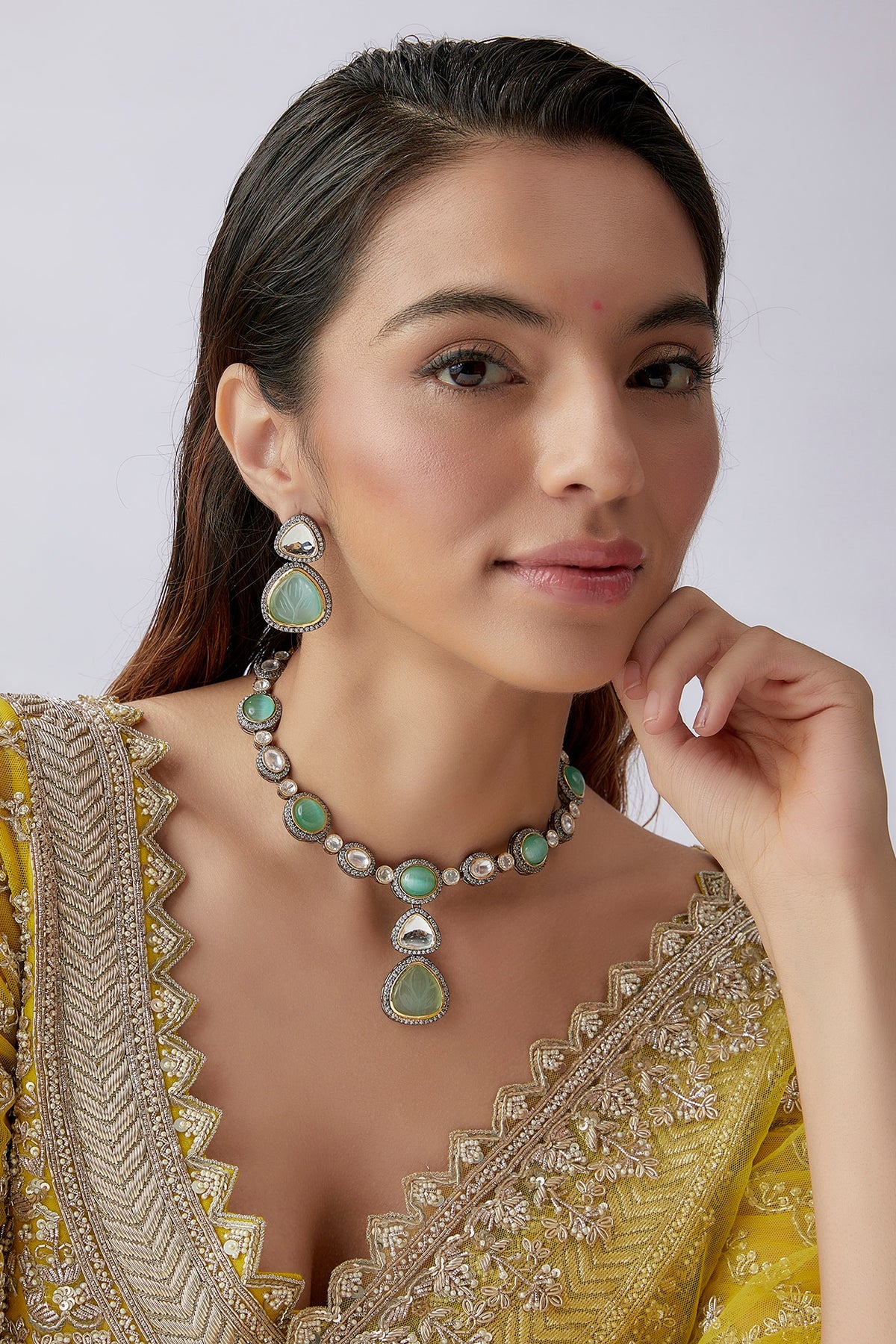 Green & White Stone Necklace Set
