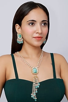 Gold Finish Necklace Set With Green Stones