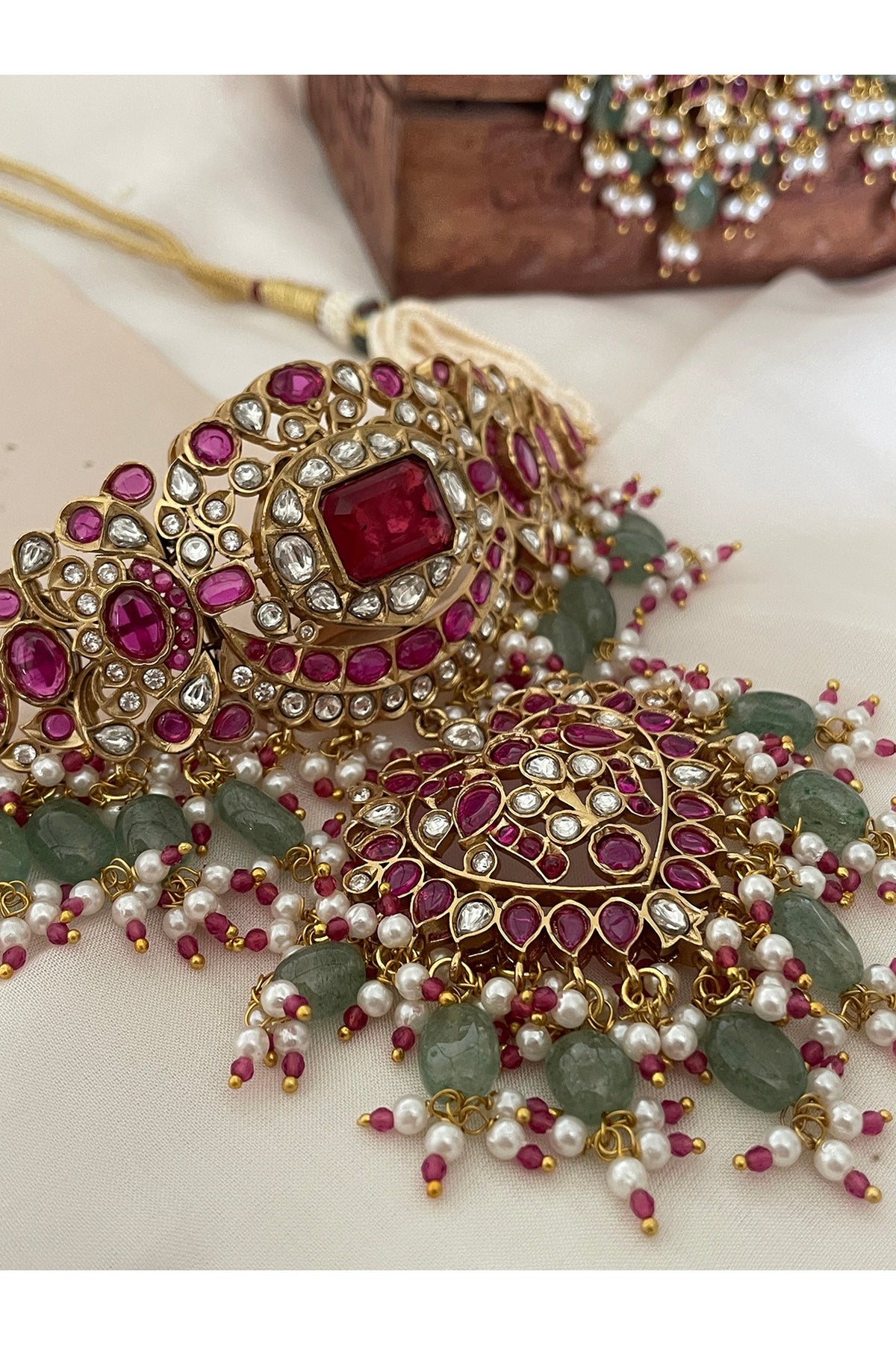 Gold Finish Kundan Polki & Pearl Choker Necklace Set