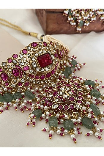 Gold Finish Kundan Polki & Pearl Choker Necklace Set
