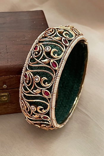Gold Finish Filigree Work Bangle
