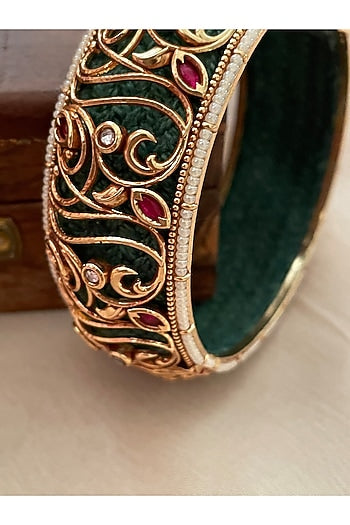Gold Finish Filigree Work Bangle