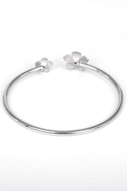 Hena Floral Open Bracelet 