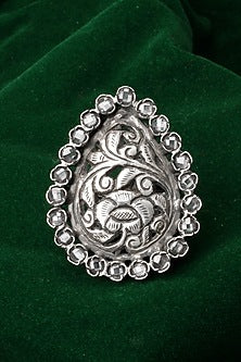Silver Finish Checkered Pattern Engraved Ring In Sterling Silver
