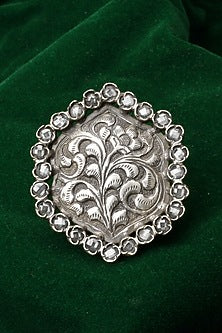 Silver Finish Checkered Pattern Engraved Ring In Sterling Silver