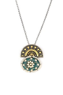 Gold Finish Kundan Polki & Green Onyx Pendant Necklace In Sterling Silver