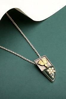 Gold Finish Kundan Polki & Green Onyx Pendant Necklace In Sterling Silver