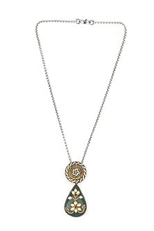 Gold Finish Kundan Polki & Labradorite Stone Pendant Necklace In Sterling Silver